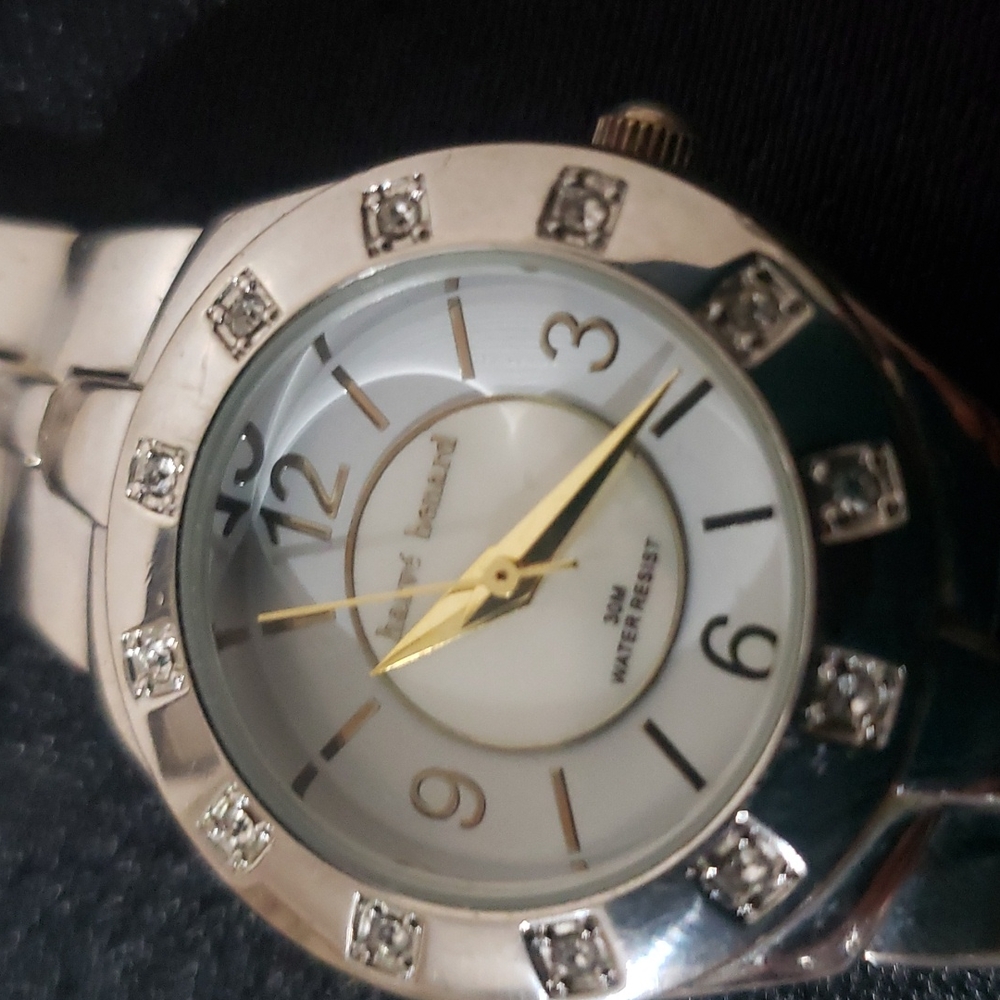 *Harve' Benard Silver Tone Watch